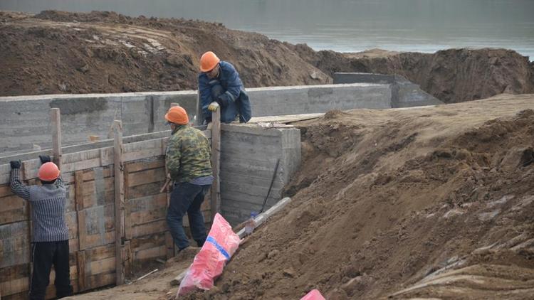 Расчистка русла реки Ольховка в Кисловодске защитит город от паводка