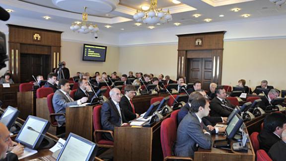 Бюджет Ставропольского края на 2011 год принят законодателями