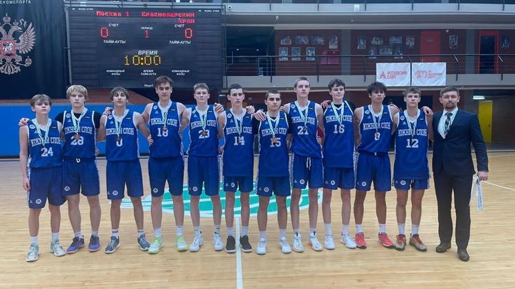Юные ставропольские баскетболисты пробились в финал первенства России