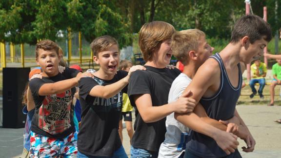 Завершился юбилейный сезон летнего лагеря для трудных подростков «Вертикаль» в Невинномысске