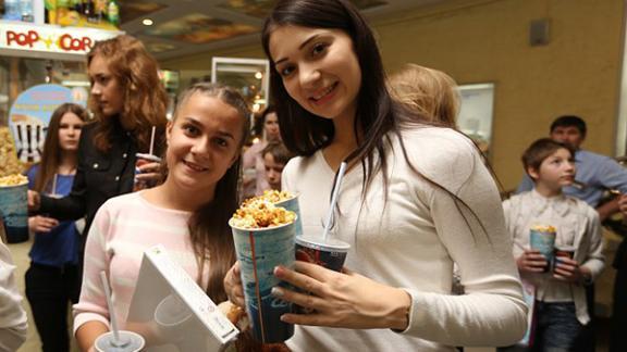 Конкурсантки «Мисс студенчество России-2014» в Ставрополе обсудили тему патриотизма и посетили детдомовцев