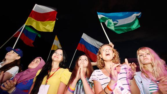 Закрытие Северо-Кавказского молодежного форума «Машук-2014» отметили рок-концертом