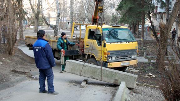 МЧС проводит рейды по демонтажу незаконных дворовых ограждений в Ставрополе