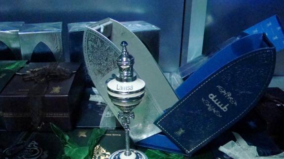 Чеченские таможенники изъяли 28 флаконов арабского парфюма