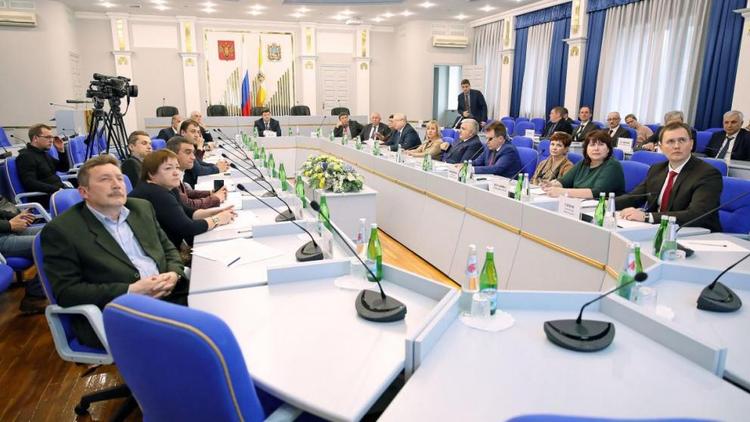 Научно-экспертный совет поможет в принятии законов на Ставрополье