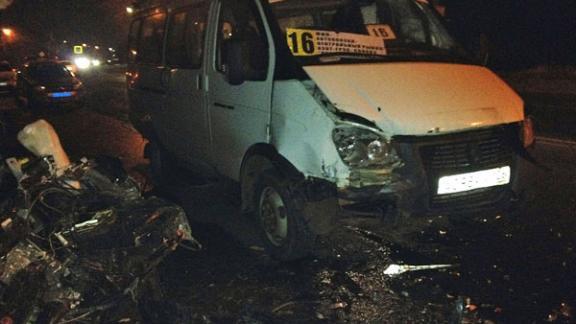 6 человек пострадали в Невинномысске в ДТП с участием маршрутки