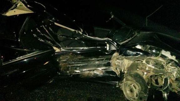 Три человека пострадали при столкновении грузовика и легковушки на трассе «Кавказ»