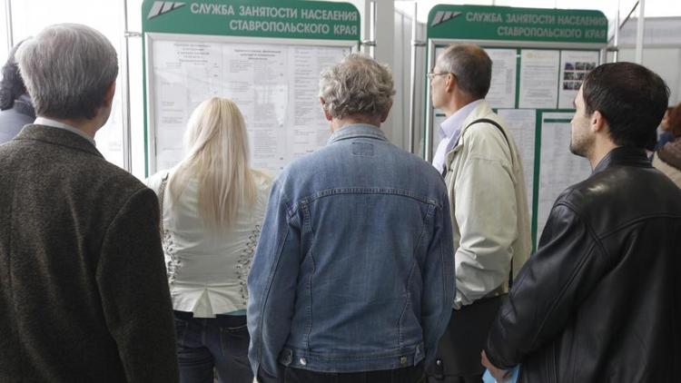 Более 400 жителей Ставрополя заключили соцконтракт в этом году
