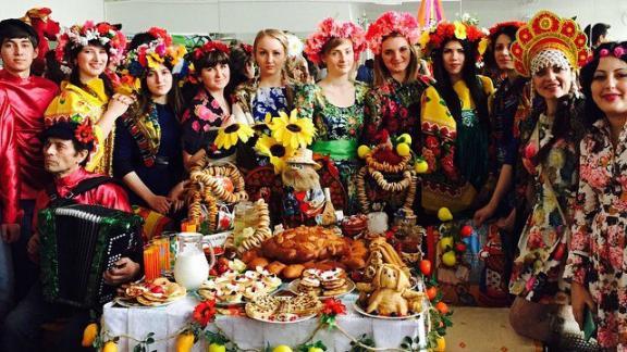 В Ставрополе состоялся фестиваль «Ромашковая Русь»