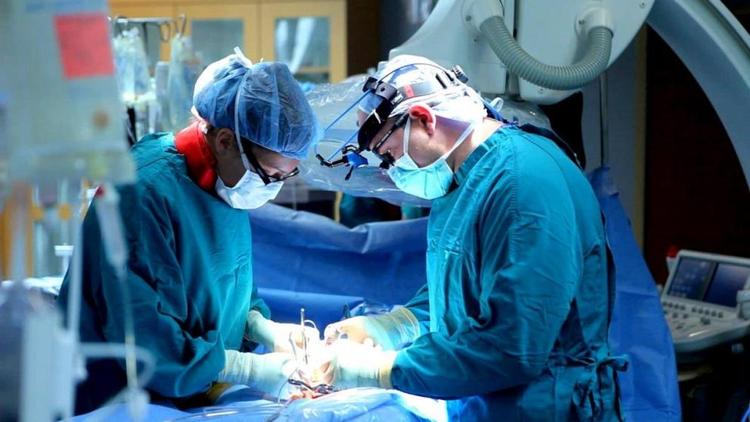 Хирурги Кочубеевской райбольницы провели экстренную операцию на сердце