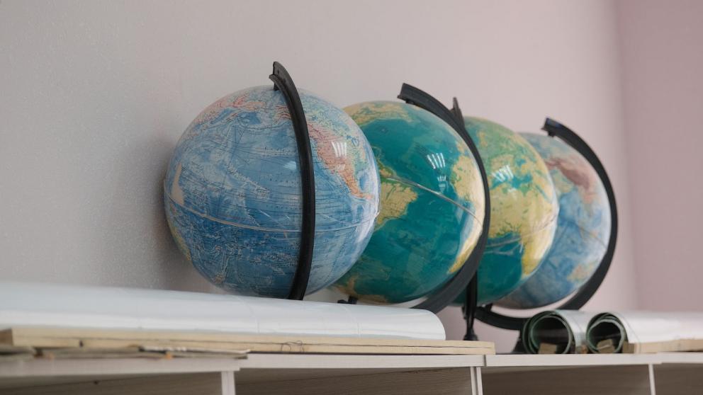 На Ставрополье продолжается приём заявок на участие в программе «Земский учитель»