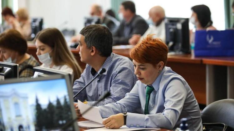 Эксперт СКФУ назвал причины нежелания бизнеса инвестировать в кадры