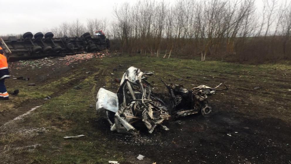 В Андроповском районе водитель легковушки выехал на встречку и погиб