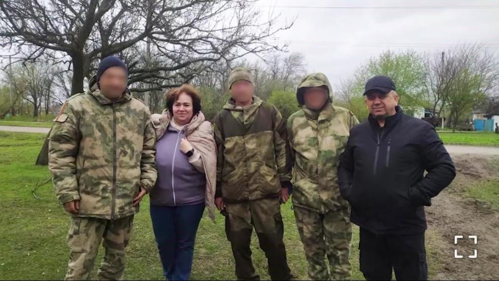 Две машины гостинцев передали на передовую жители Андроповского округа Ставрополья