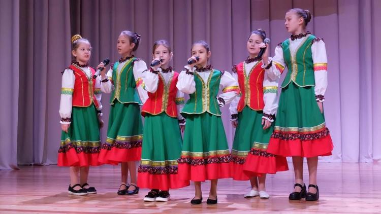 В Предгорном округе Ставрополья выбрали «Красу казачью»
