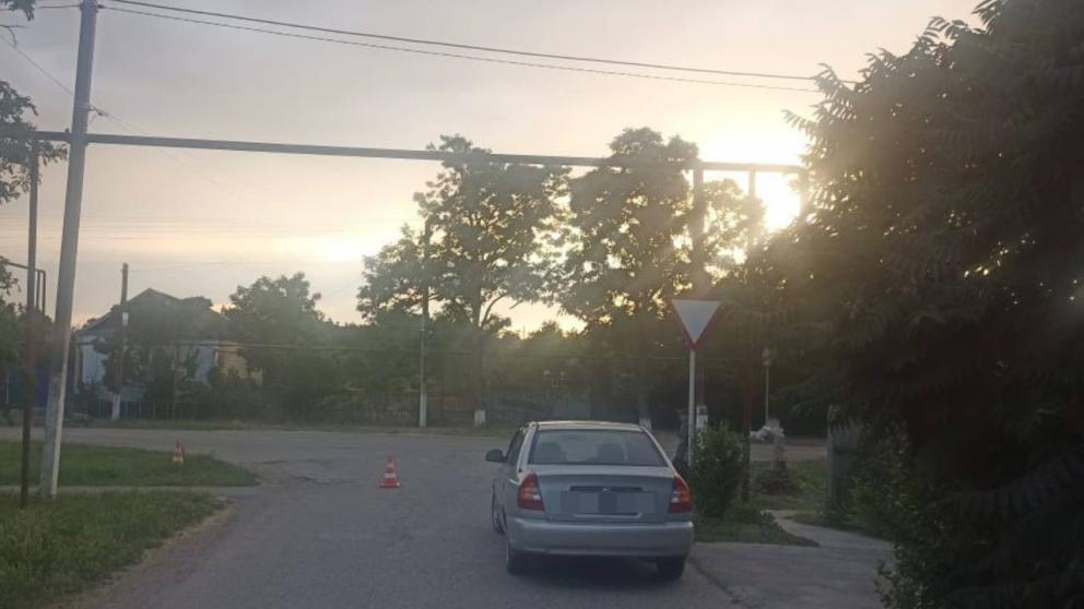 В Будённовском округе машина сбила 13-летнего велосипедиста