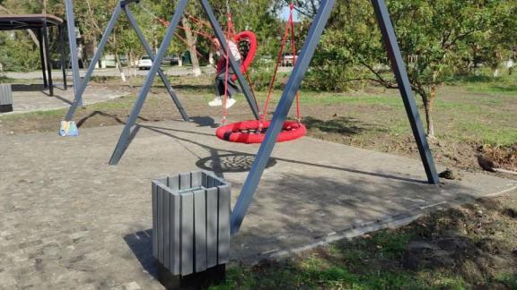 В Нефтекумском округе Ставрополья благоустроили парковую зону