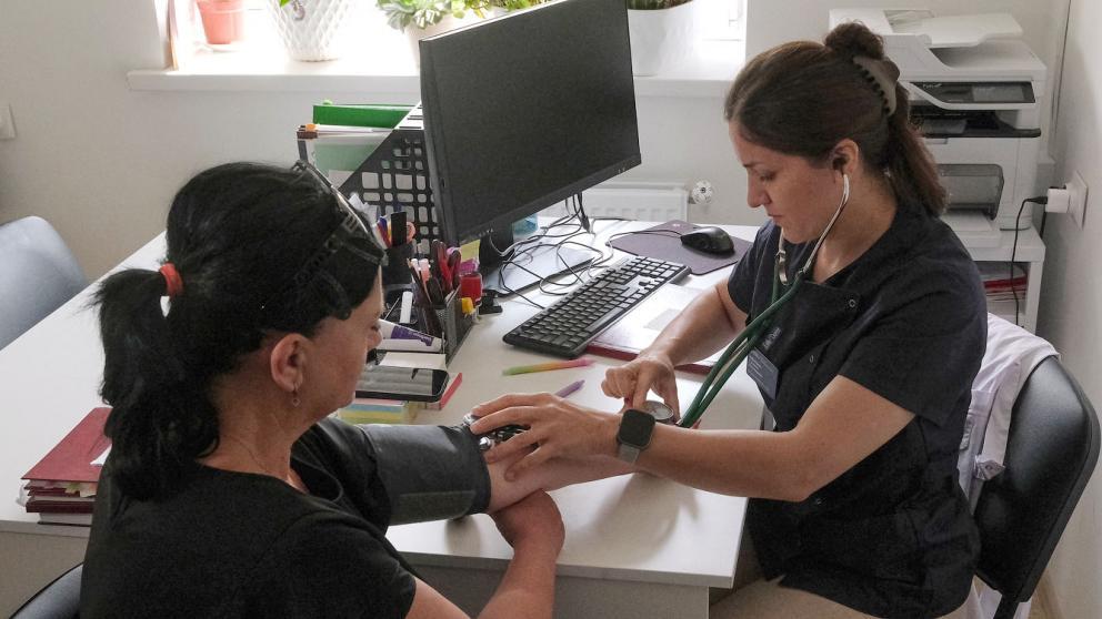 Современная медицина в каждый уголок: как на Ставрополье реализуют проекты по сохранению здоровья