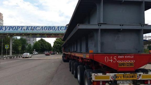 В Кисловодске полным ходом идет строительство моста через речку Ольховку