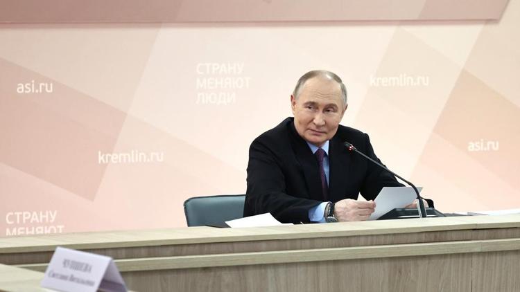 Владимир Путин: Решим самые амбициозные задачи