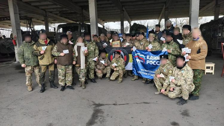 На Ставрополье «Единая Россия» доставляет подарки бойцам спецоперации