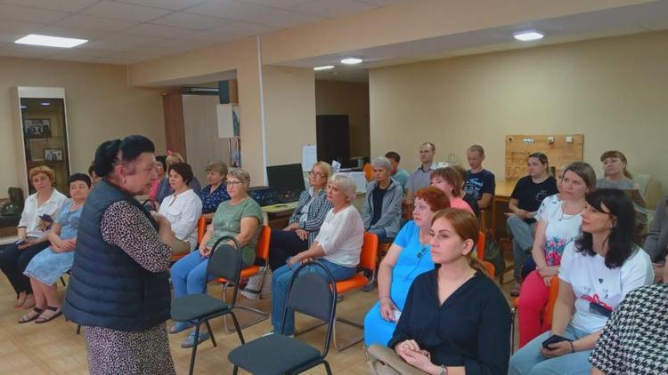 Федеральный депутат встретилась с жителями Изобильненского округа