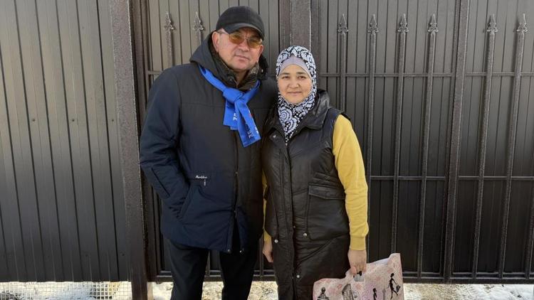 Семьи участников СВО Туркменского округа поздравили с наступающими празниками