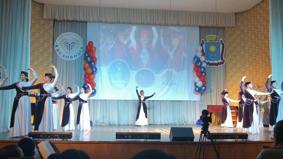 Более 150 тысяч рублей собрали для бойцов СВО на благотворительном концерте в Кисловодске