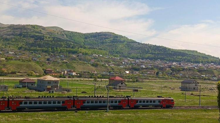 В Минводах железнодорожники провели уроки безопасности для школьников