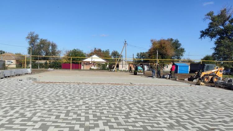 В ауле Малый Барханчак обустраивают зону отдыха по программе местных инициатив