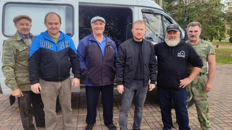 Бригада «Терек» получила гуманитарную помощь от казаков Новопавловска