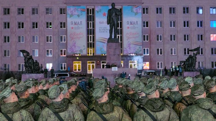 Жителей Ставрополя попросили не приносить напитки в стекле на мероприятия 9 Мая