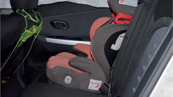 Детские кресла спасли здоровье маленьких пассажиров в двух ДТП в Ставрополе