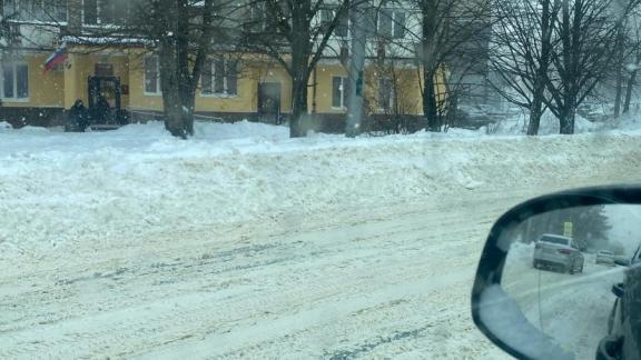 В Кочубеевском округе обсудили меры по обеспечению дорожной безопасности зимой