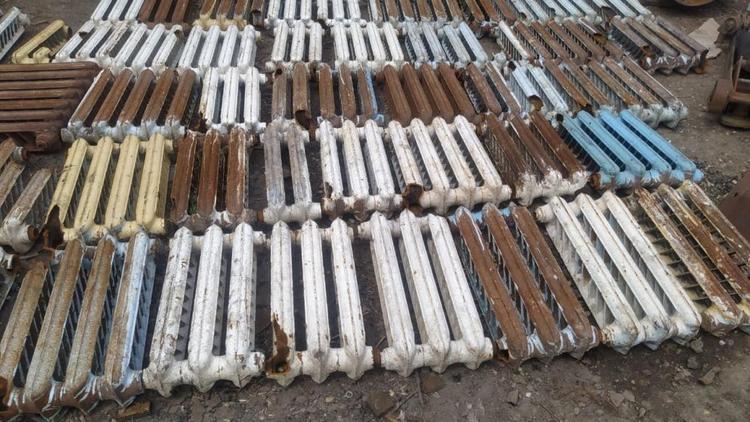На Ставрополье со склада предприятия украли 17 чугунных радиаторов