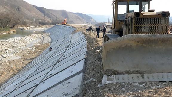 Ход противопаводковых работ на реке Бугунта обсудили в Ессентуках