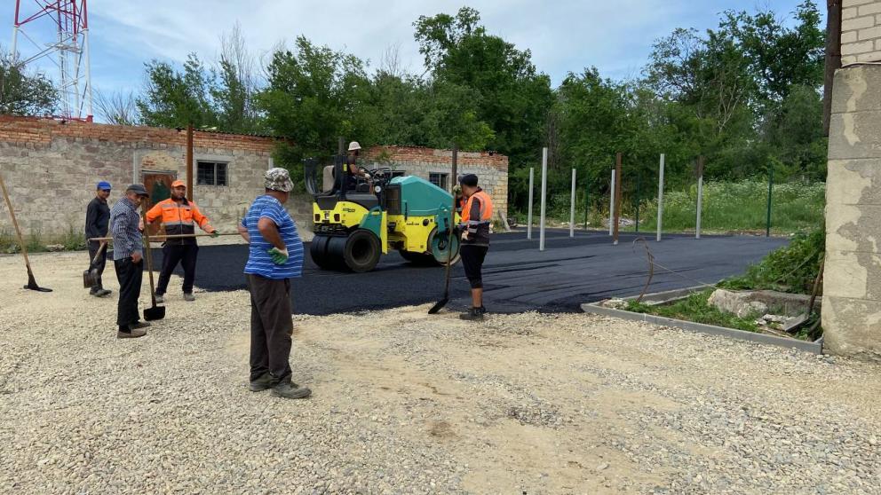 Площадку для ярмарок благоустраивают в Андроповском округе