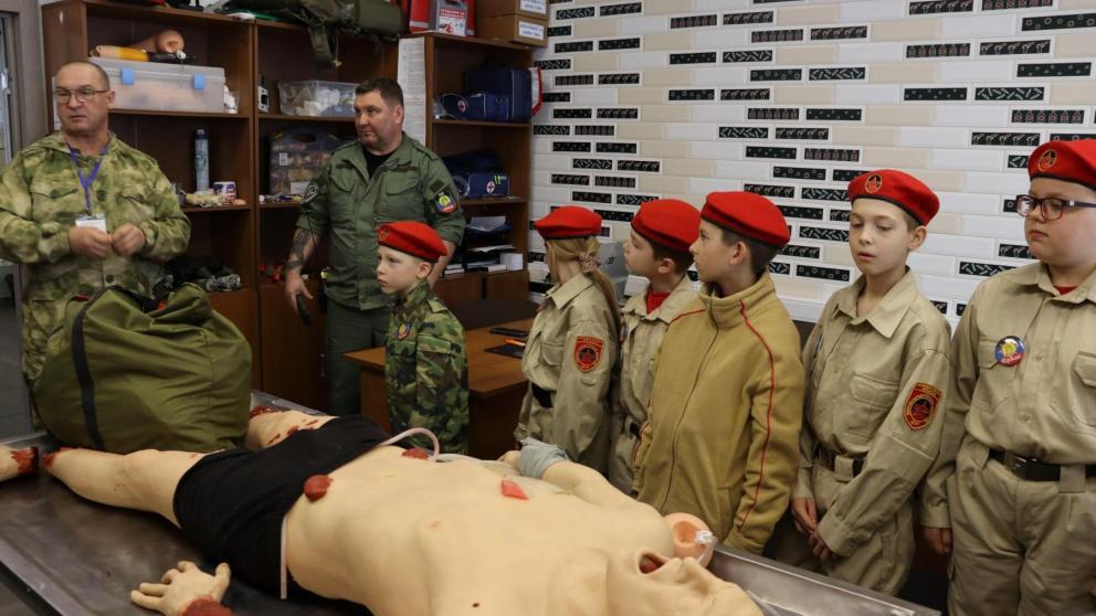 Воспитанники военно-патриотического клуба из Донецка посетили занятия в Ставрополе