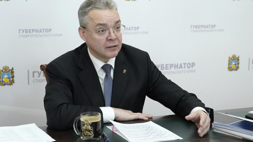 Губернатор Ставрополья поручил строго контролировать график капремонта крыш многоэтажек