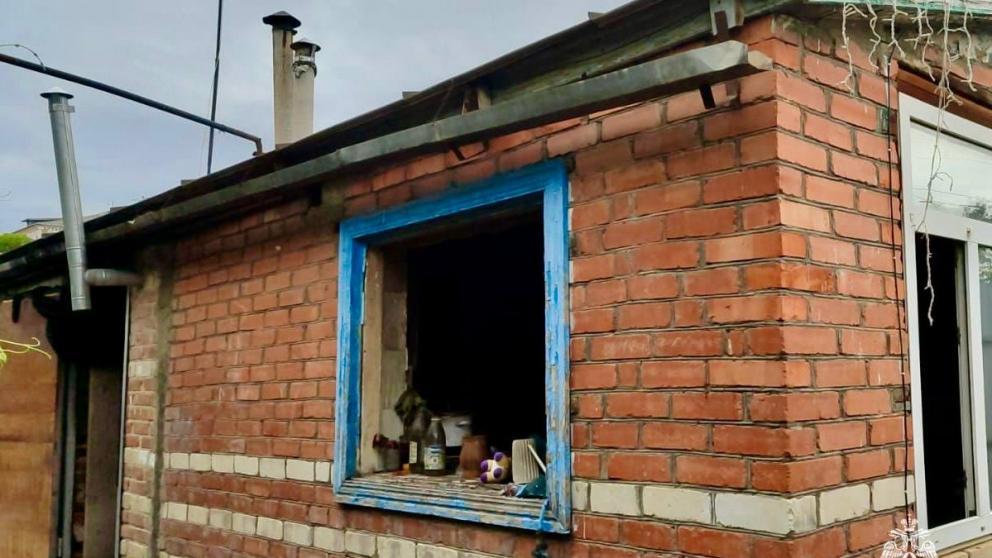 В Ставрополе загорелся частный дом из-за игры ребёнка со спичками