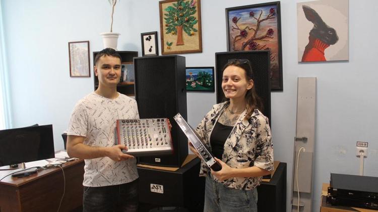 В сельском ДК Степновского округа Ставрополья обновили звуковое оборудование