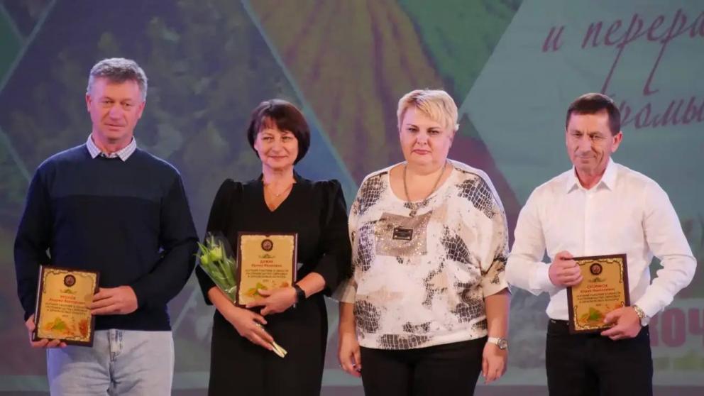 В Кочубеевском округе прошло чествование аграриев