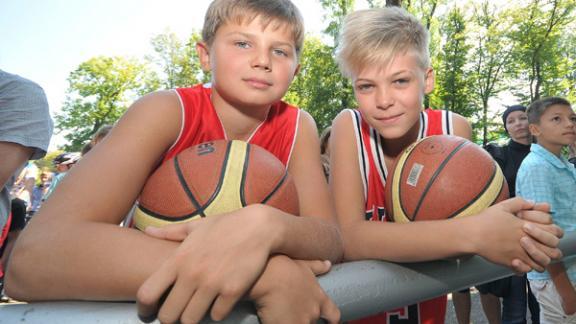 Власти Ставрополья поздравили земляков с Днем физкультурника