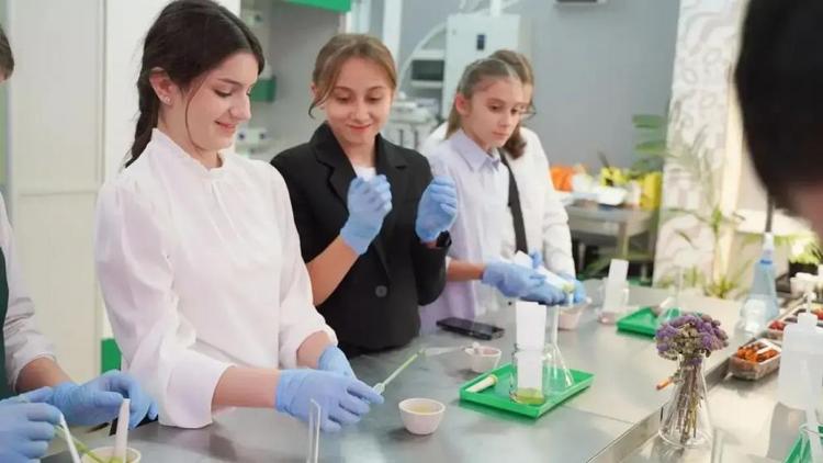 На Ставрополье определили оператора телеолимпиады «Умницы и умники»