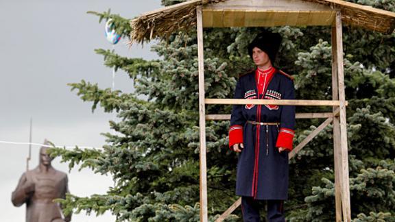 Губернатор Зеренков намерен в добрых делах поддерживать казачество, в том числе и финансово