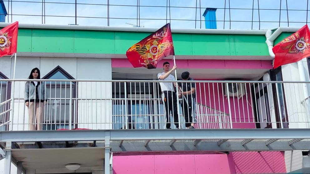 Символика Дня Победы украсила улицы Будённовского округа Ставрополья 