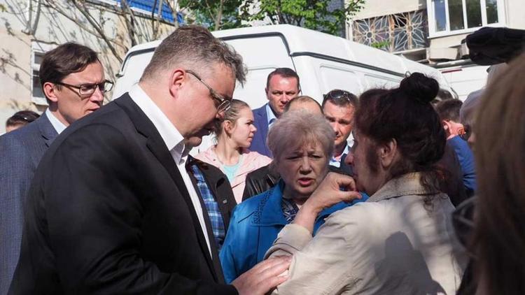 Погорельцы из Железноводска будут решать судьбу пострадавшей в огне многоэтажки