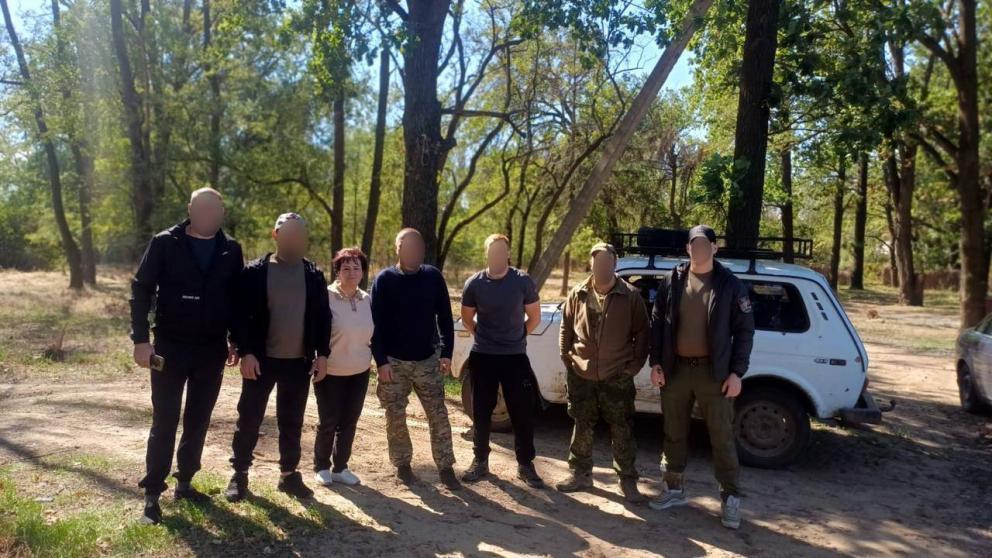 Запчасти и подарки из дома отправили землякам в зону СВО из Андроповского округа