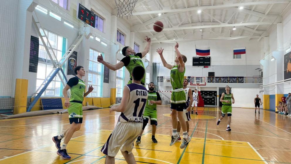 Состоялись матчи 16 тура чемпионата края по баскетболу