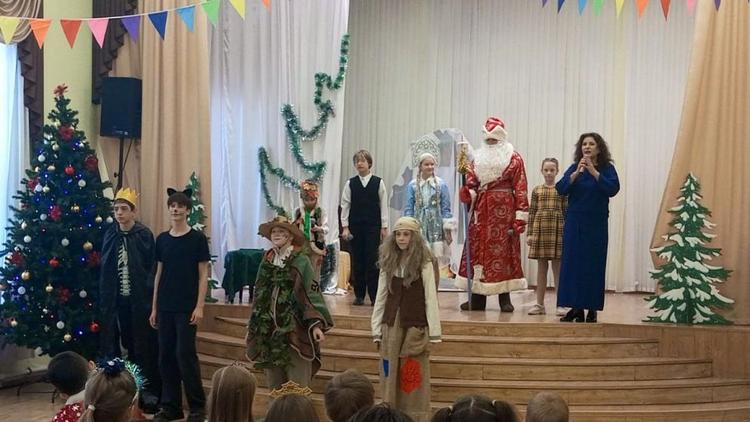 В Невинномысске прошла премьера новогоднего мюзикла